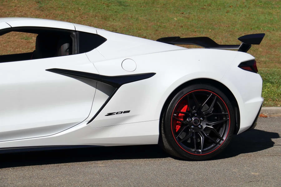 2023 Chevrolet Corvette C8 Z06 - Image 9 of 31