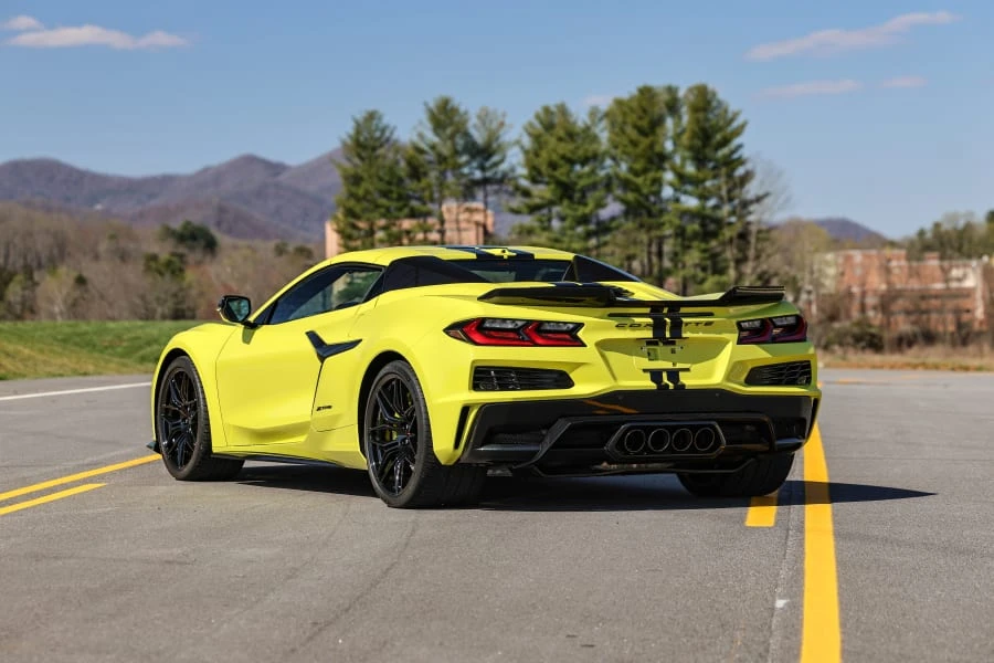 2023 Chevrolet Corvette C8 Z06 - Image 12 of 31