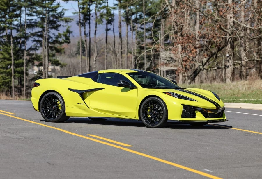 2023 Chevrolet Corvette C8 Z06 - Image 6 of 31