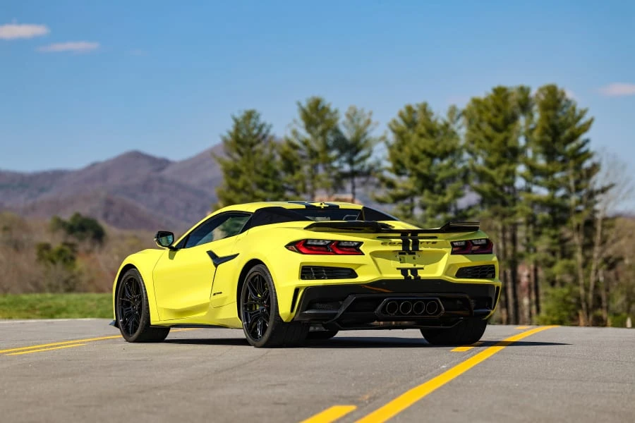 2023 Chevrolet Corvette C8 Z06 - Image 7 of 31