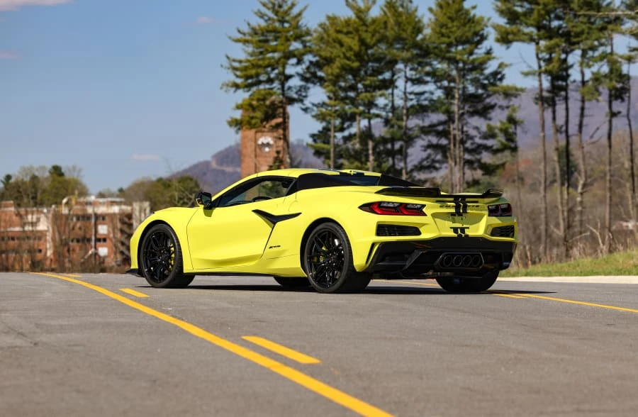 2023 Chevrolet Corvette C8 Z06 - Image 5 of 31