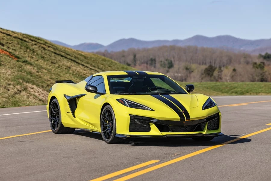 2023 Chevrolet Corvette C8 Z06 - Image 11 of 31