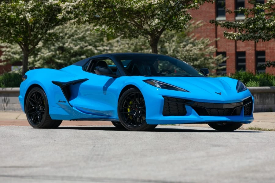 2023 Chevrolet Corvette C8 Z06 - Image 6 of 30