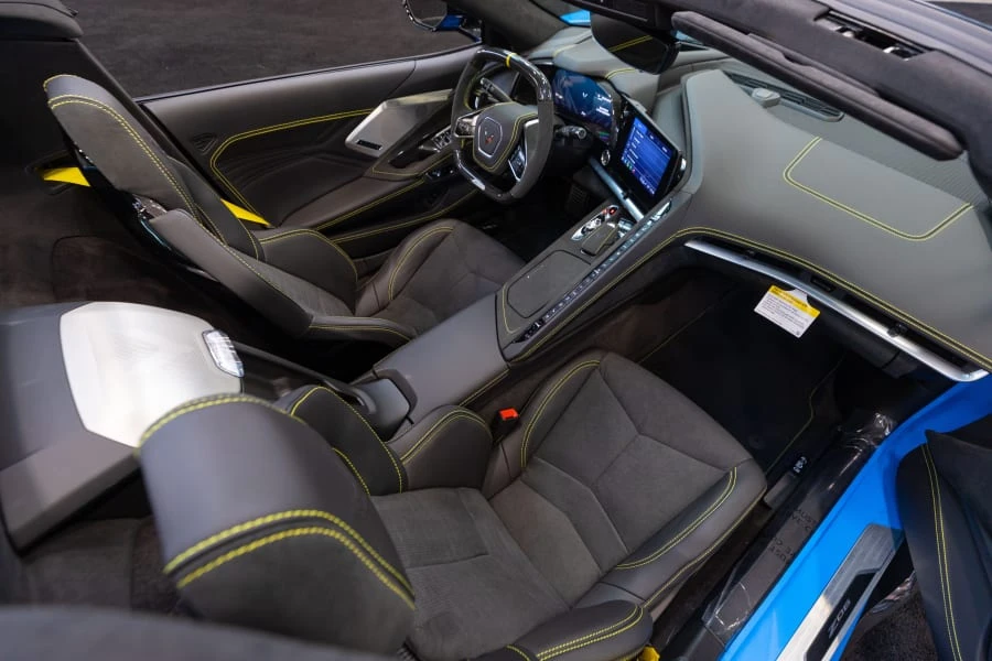 2023 Chevrolet Corvette C8 Z06 - Image 19 of 30