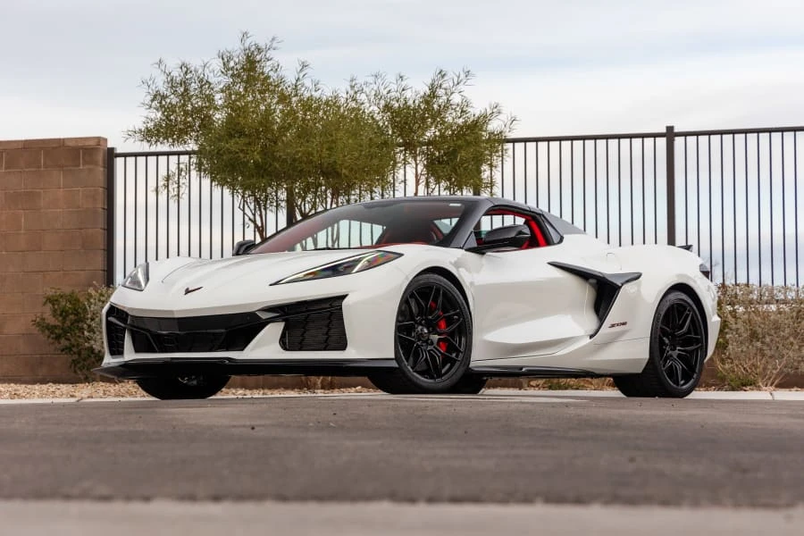 2023 Chevrolet Corvette C8 Z06 - Image 9 of 31