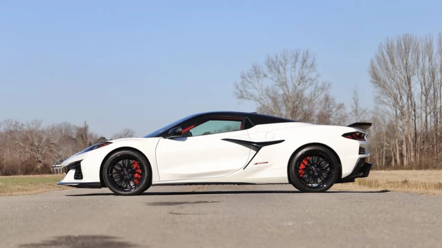 2023 Chevrolet Corvette C8 Z06 - Image 9 of 30