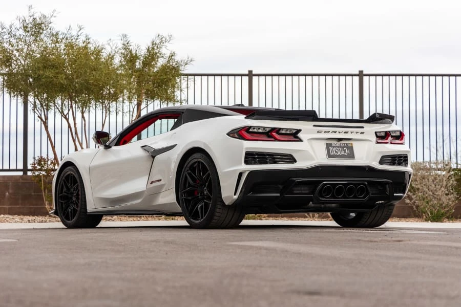 2023 Chevrolet Corvette C8 Z06 - Image 3 of 31