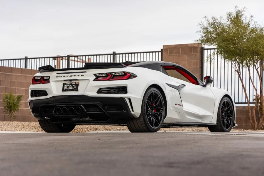 2023 Chevrolet Corvette C8 Z06 - Image 7 of 31