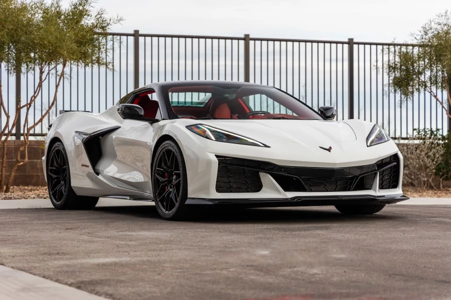 2023 Chevrolet Corvette C8 Z06 - Image 6 of 31