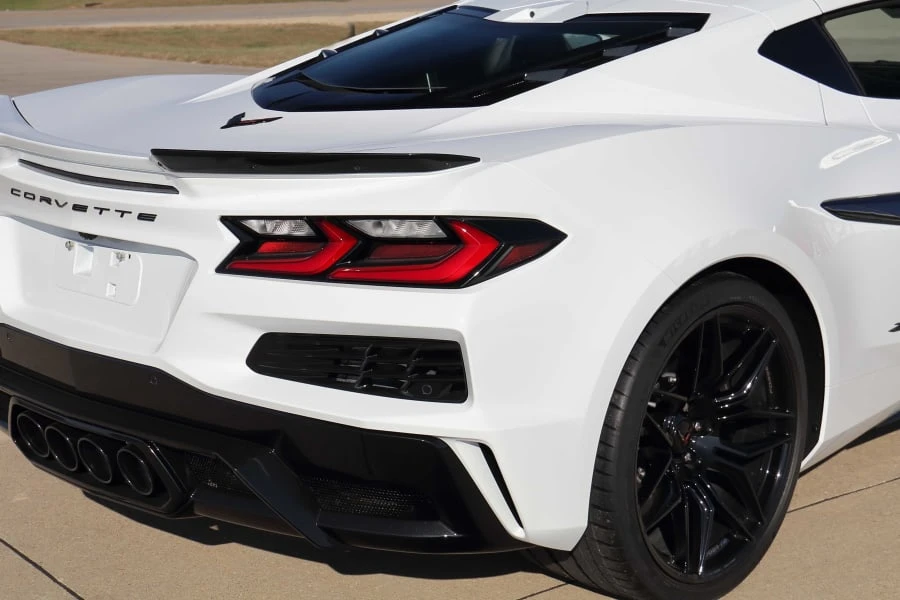 2023 Chevrolet Corvette C8 Z06 - Image 11 of 31