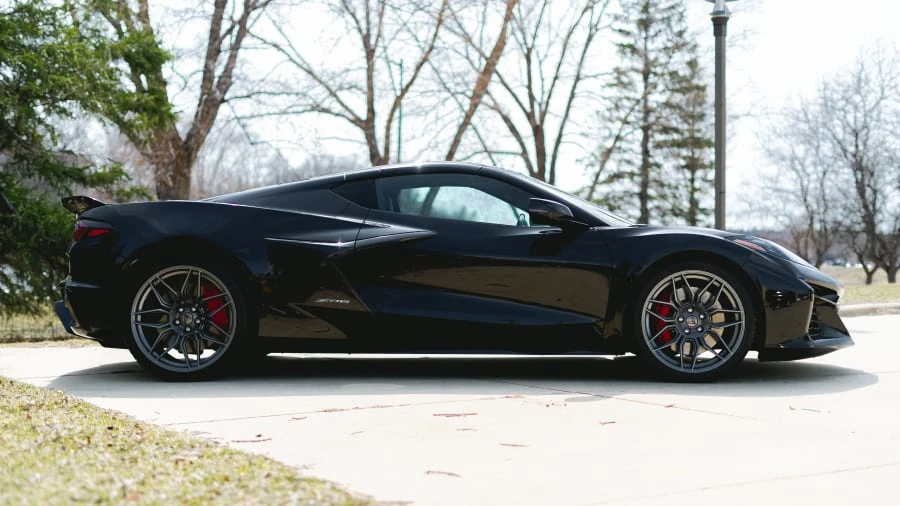 2023 Chevrolet Corvette C8 Z06 - Image 2 of 26