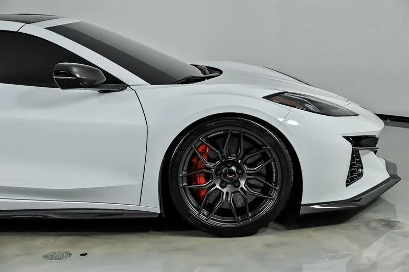 2023 Chevrolet Corvette C8 Z06 - Image 15 of 31