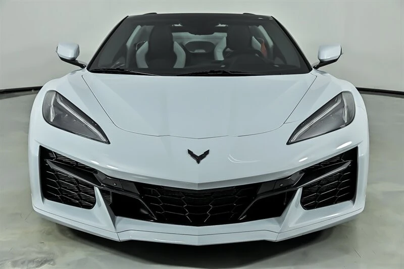 2023 Chevrolet Corvette C8 Z06 - Image 5 of 31