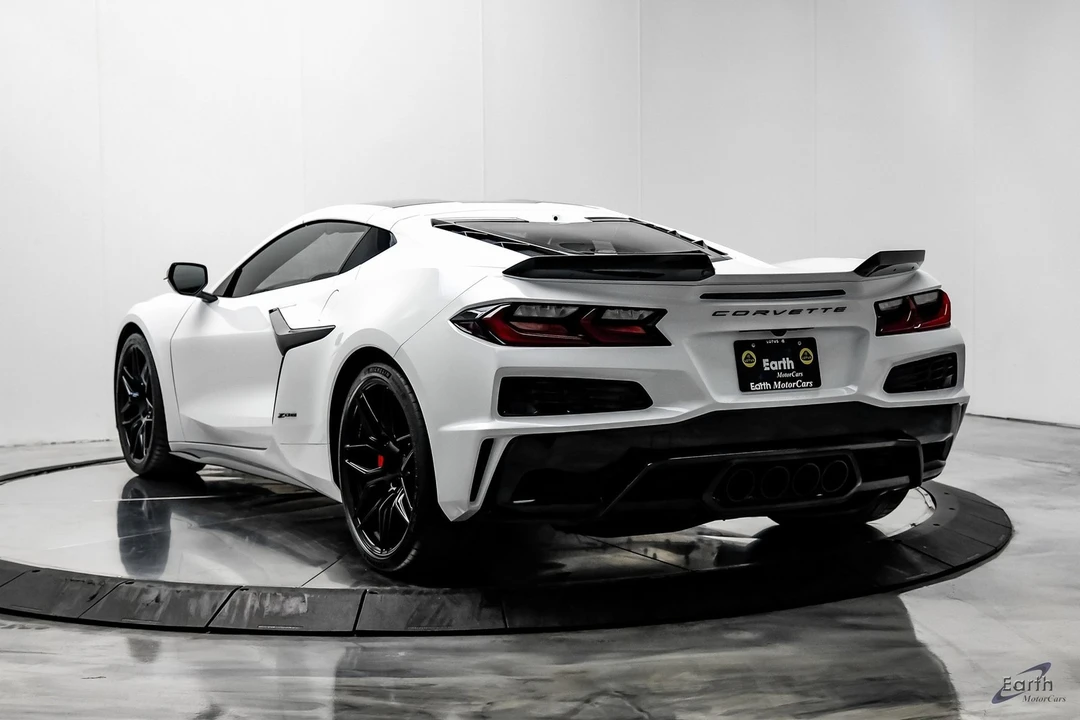 2023 Chevrolet Corvette C8 Z06 - Image 11 of 12