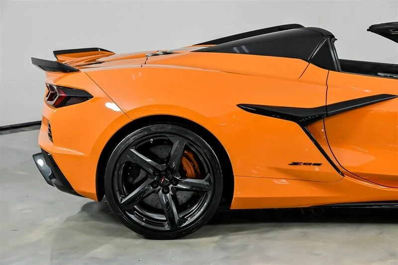 2023 Chevrolet Corvette C8 Z06 - Image 13 of 21