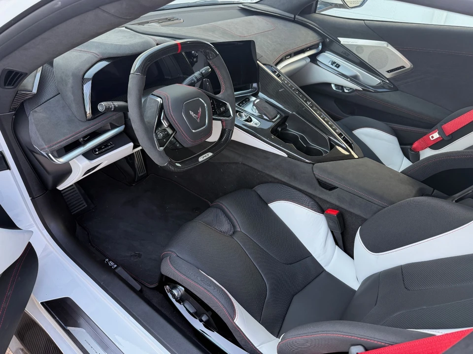 2023 Chevrolet Corvette C8 Z06 - Image 13 of 19