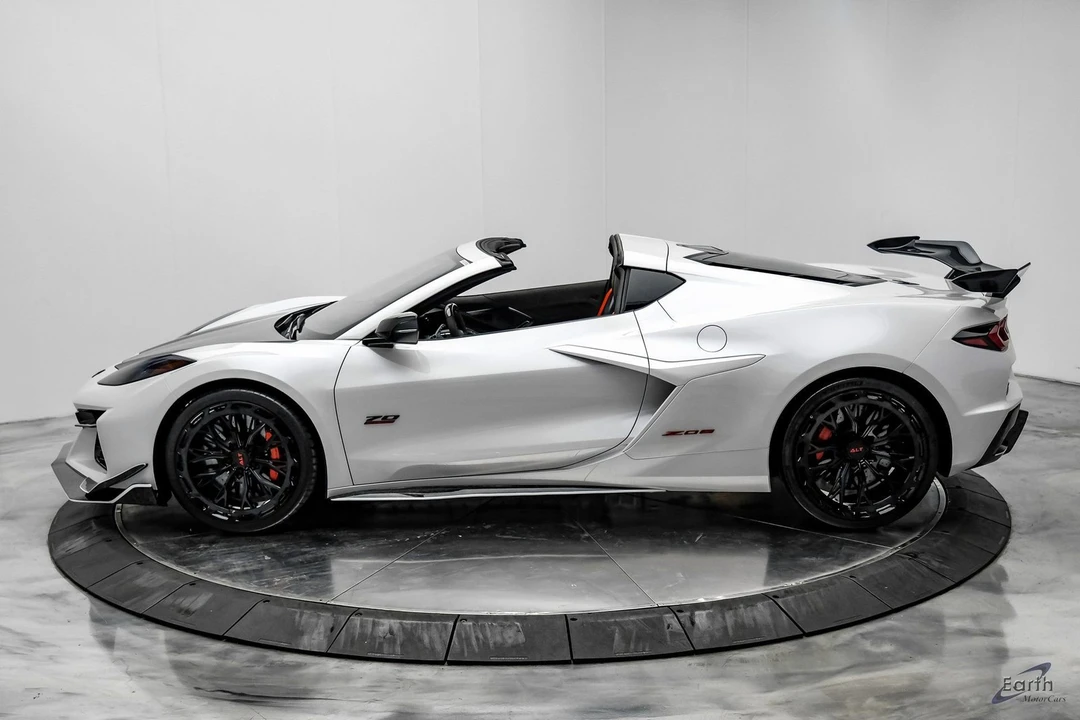 2023 Chevrolet Corvette C8 Z06 - Image 7 of 12