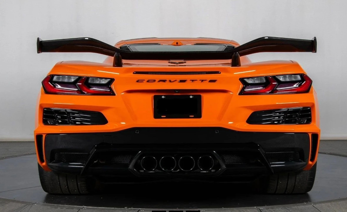 2023 Chevrolet Corvette C8 Z06 - Image 2 of 12
