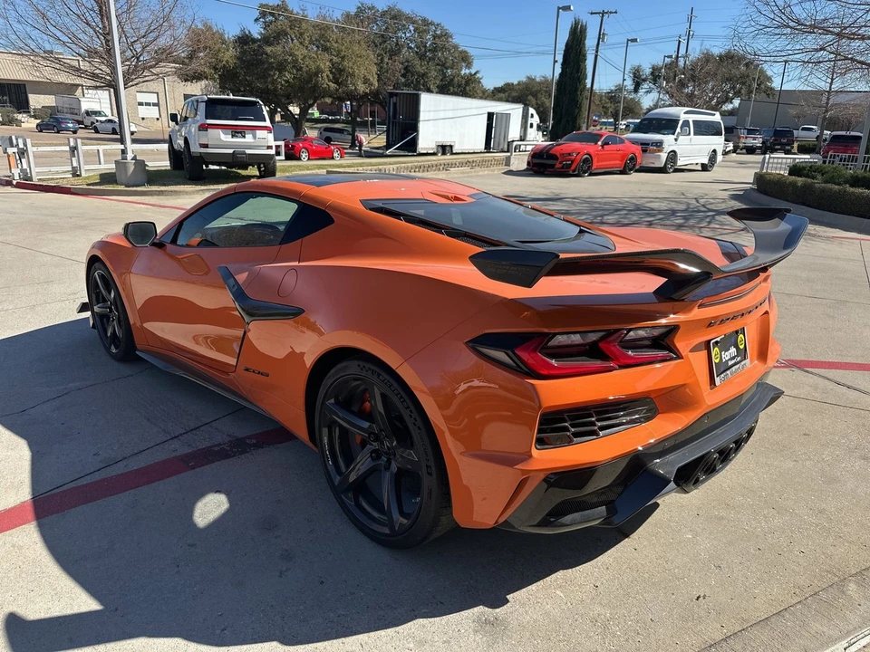 2023 Chevrolet Corvette C8 Z06 - Image 10 of 12