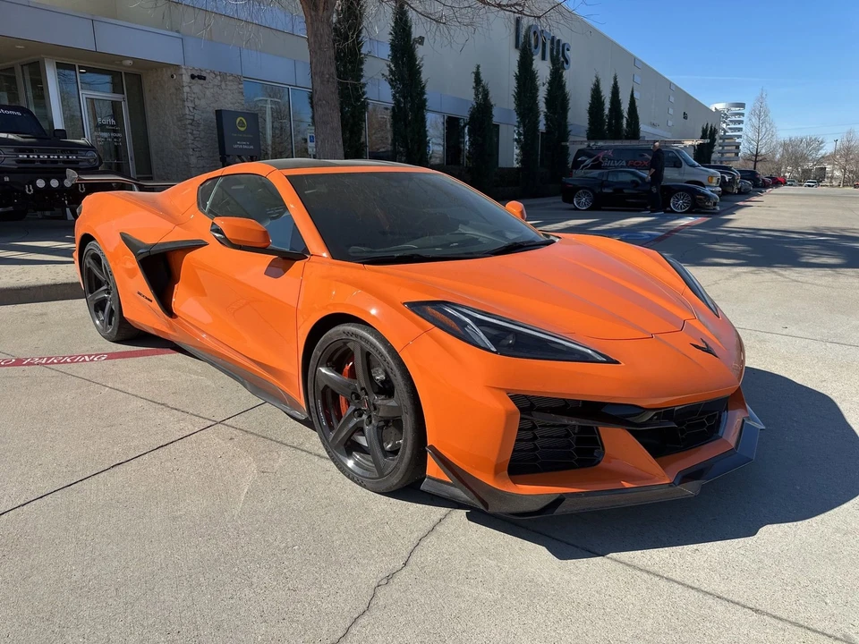 2023 Chevrolet Corvette C8 Z06 - Image 7 of 12