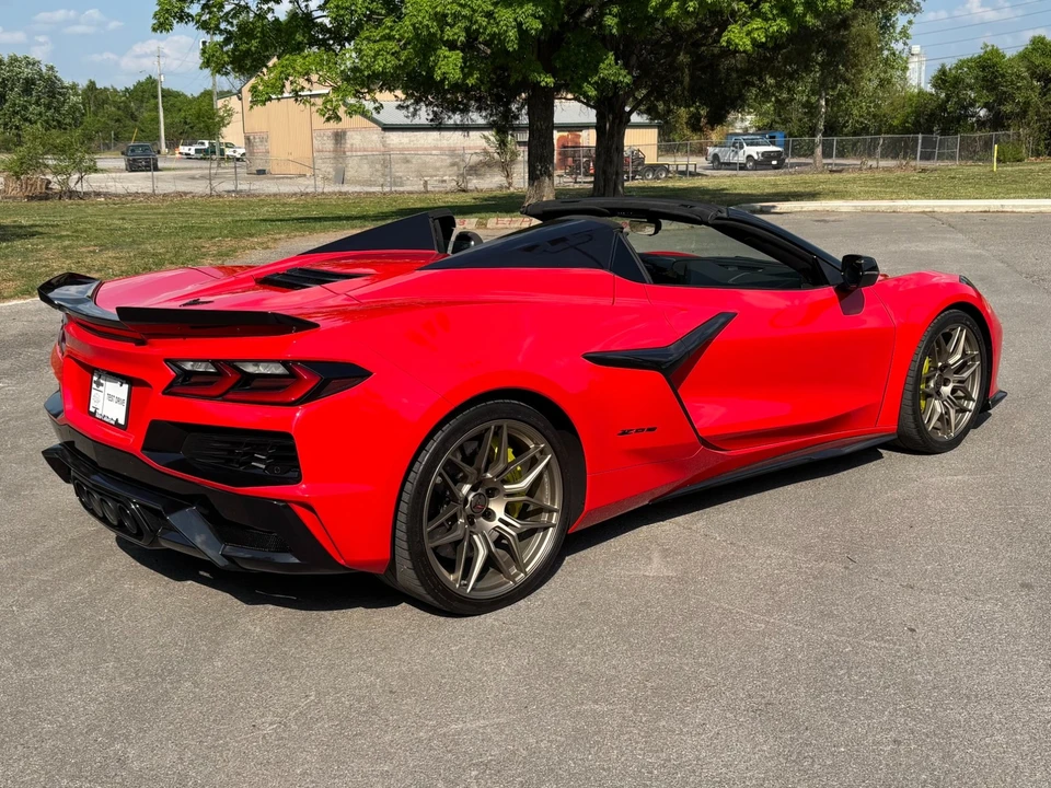 2023 Chevrolet Corvette C8 Z06 - Image 14 of 31