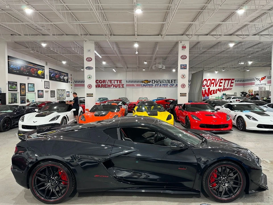 2023 Chevrolet Corvette C8 Z06 - Image 7 of 21