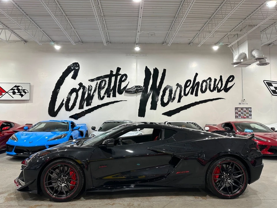 2023 Chevrolet Corvette C8 Z06 - Image 2 of 21