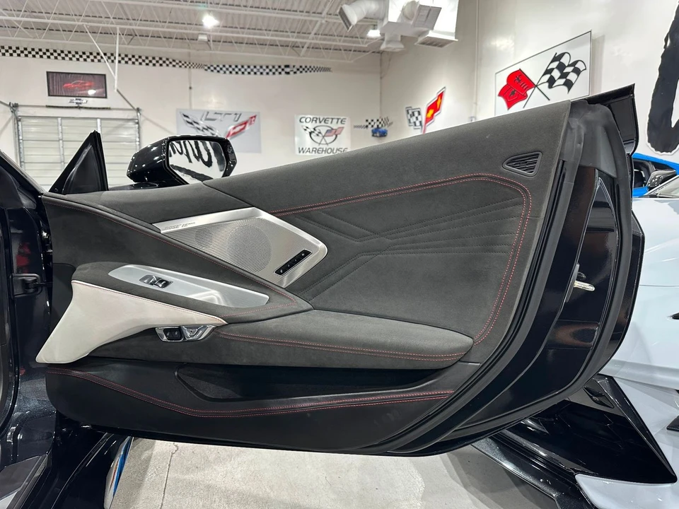 2023 Chevrolet Corvette C8 Z06 - Image 17 of 21
