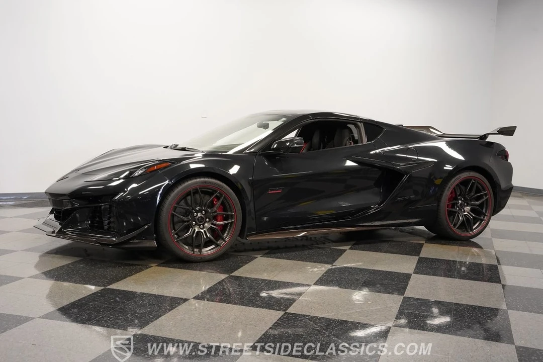2023 Chevrolet Corvette C8 Z06 - Image 7 of 12