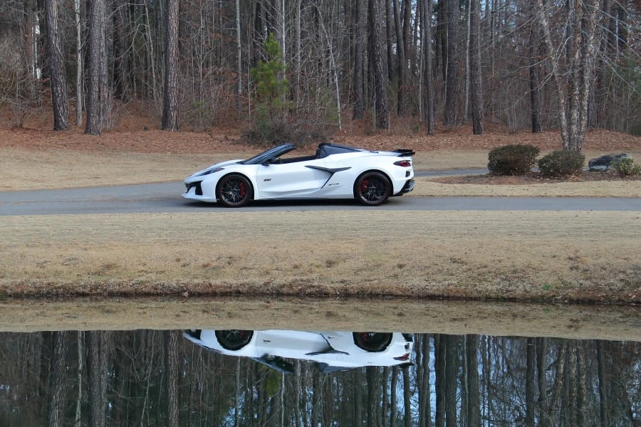 2023 Chevrolet Corvette C8 Z06 - Image 13 of 31