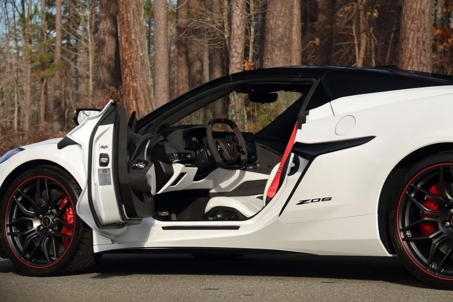 2023 Chevrolet Corvette C8 Z06 - Image 16 of 31