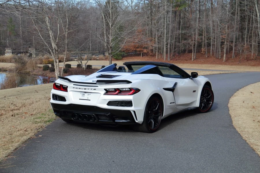 2023 Chevrolet Corvette C8 Z06 - Image 8 of 31