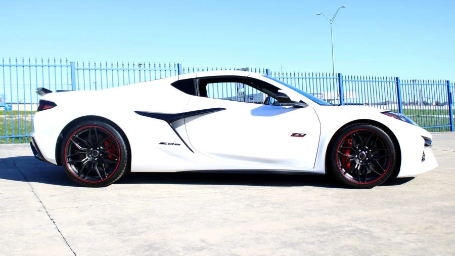 2023 Chevrolet Corvette C8 Z06 - Image 5 of 16