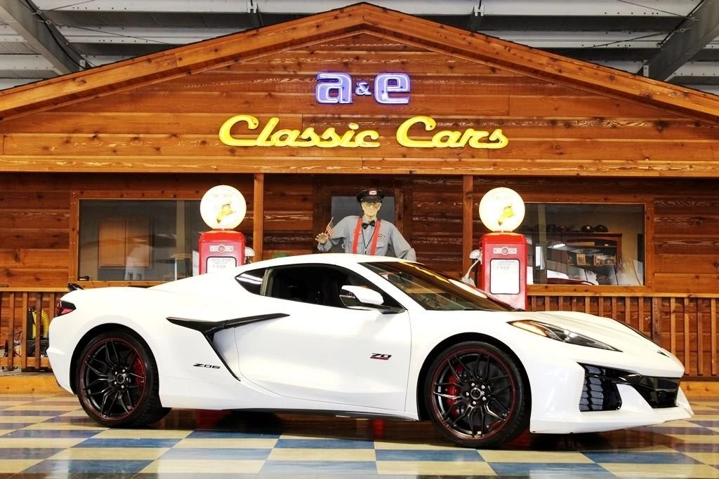 2023 Chevrolet Corvette C8 Z06 - Image 8 of 31