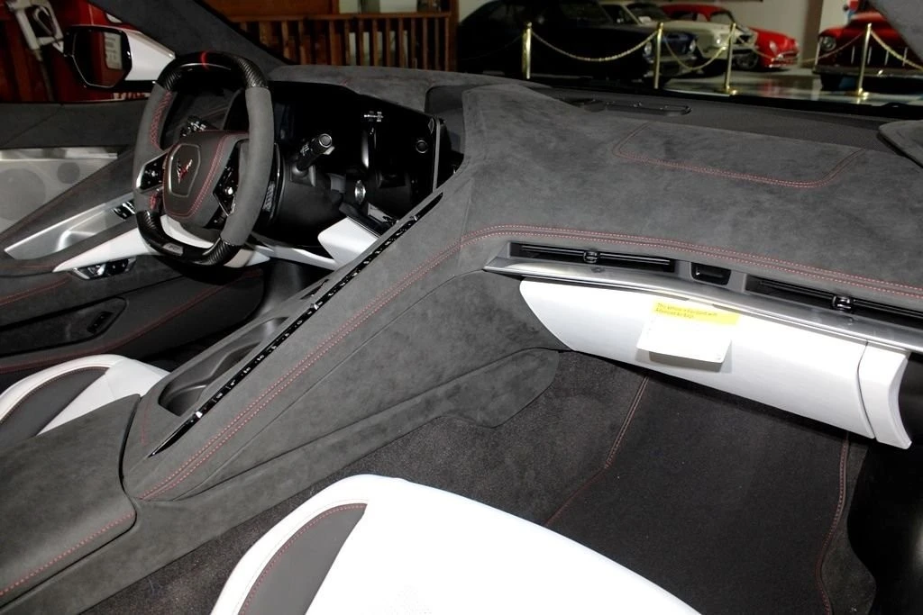 2023 Chevrolet Corvette C8 Z06 - Image 25 of 31
