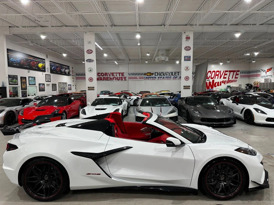 2023 Chevrolet Corvette C8 Z06 - Image 2 of 21