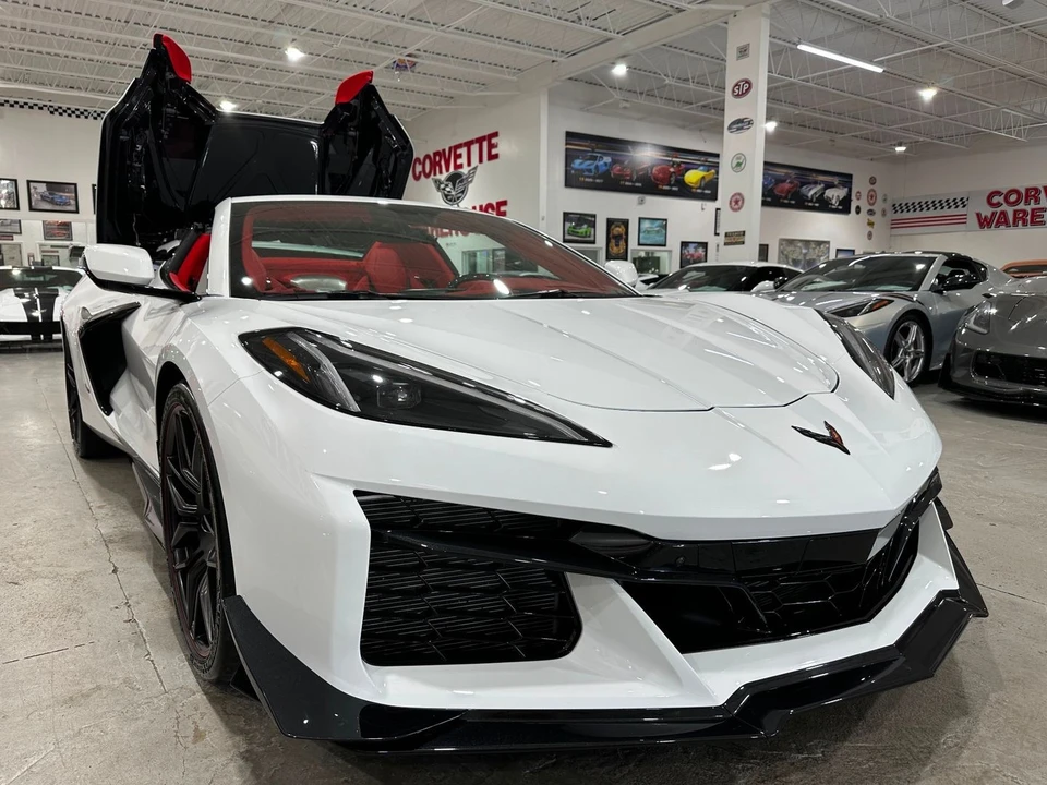 2023 Chevrolet Corvette C8 Z06 - Image 13 of 21