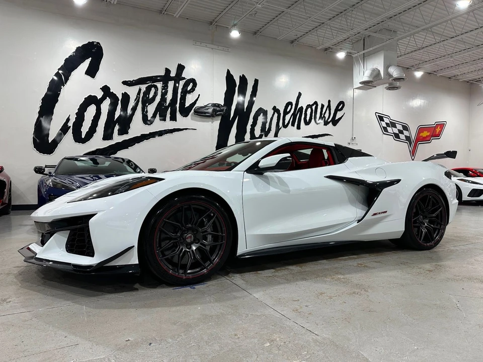 2023 Chevrolet Corvette C8 Z06 - Image 8 of 21