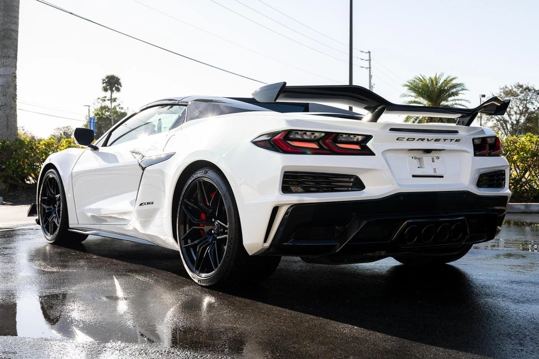 2023 Chevrolet Corvette C8 Z06 - Image 4 of 31