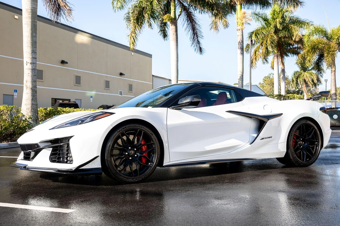 2023 Chevrolet Corvette C8 Z06 - Image 17 of 31