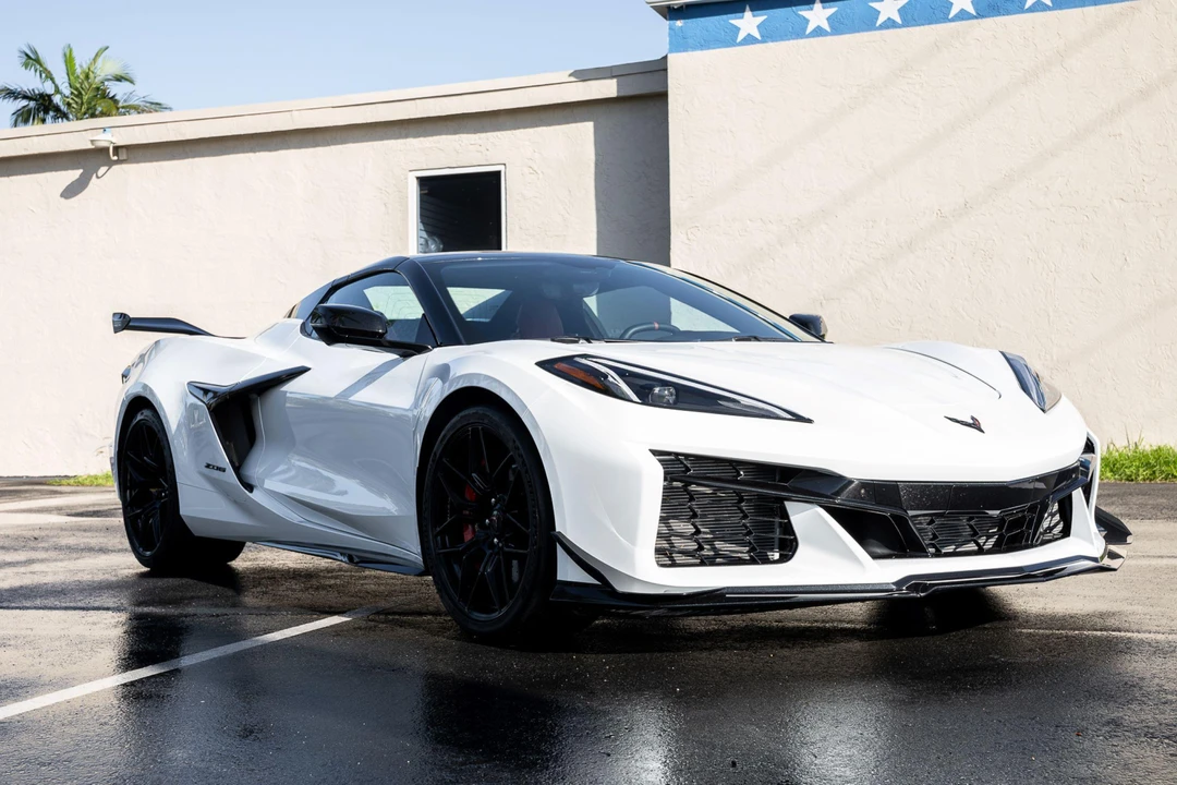 2023 Chevrolet Corvette C8 Z06 - Image 28 of 31