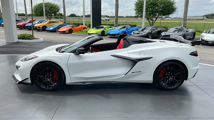 2023 Chevrolet Corvette C8 Z06 - Image 2 of 12