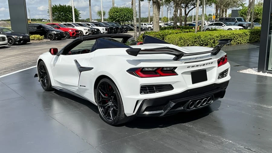 2023 Chevrolet Corvette C8 Z06 - Image 3 of 12