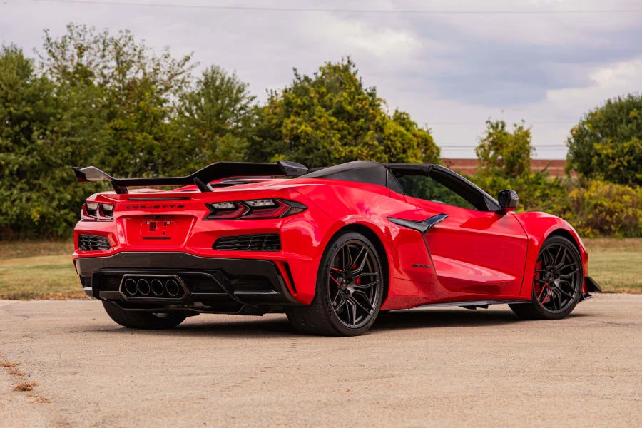 2023 Chevrolet Corvette C8 Z06 - Image 3 of 31