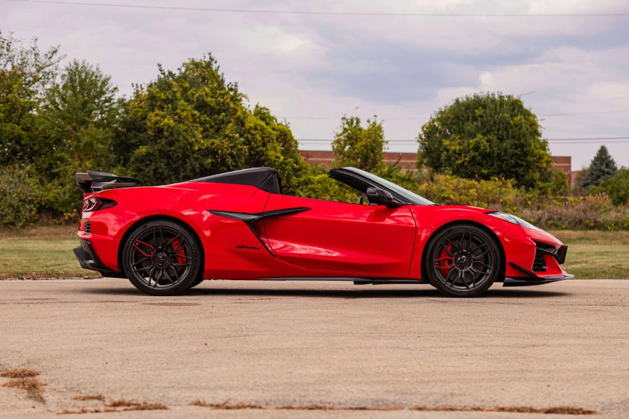 2023 Chevrolet Corvette C8 Z06 - Image 27 of 31