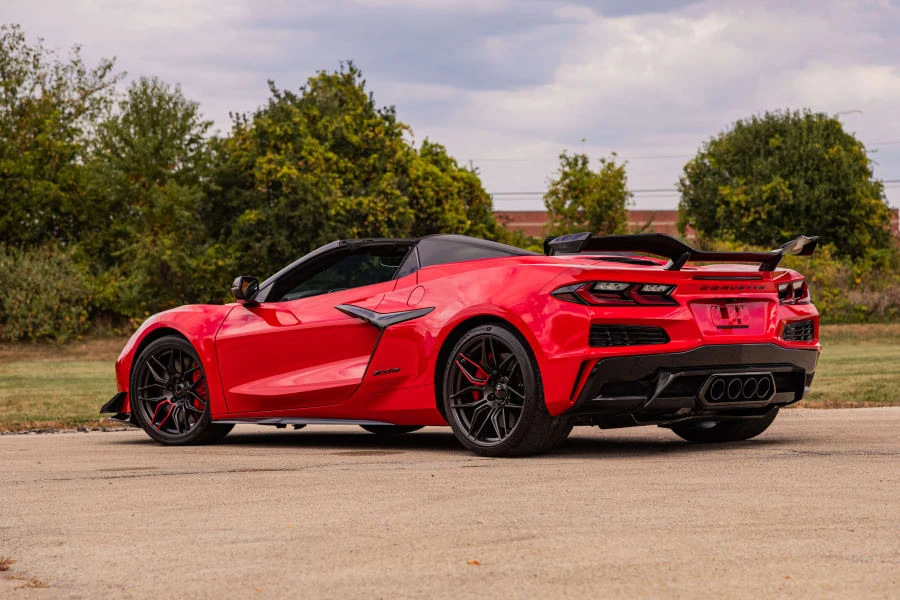 2023 Chevrolet Corvette C8 Z06 - Image 19 of 31