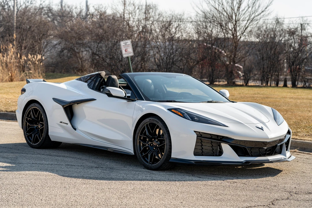 2023 Chevrolet Corvette C8 Z06 - Image 11 of 31