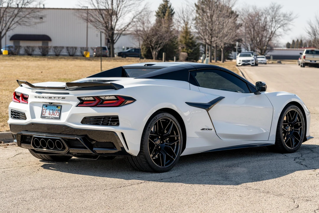 2023 Chevrolet Corvette C8 Z06 - Image 4 of 31
