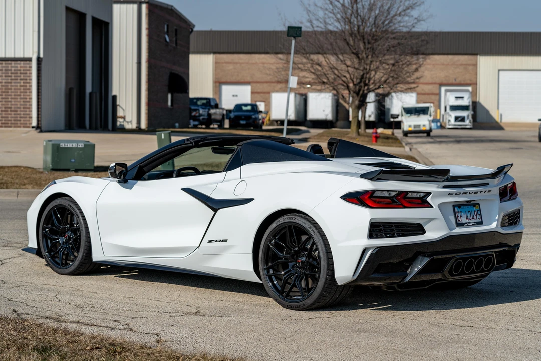 2023 Chevrolet Corvette C8 Z06 - Image 7 of 31