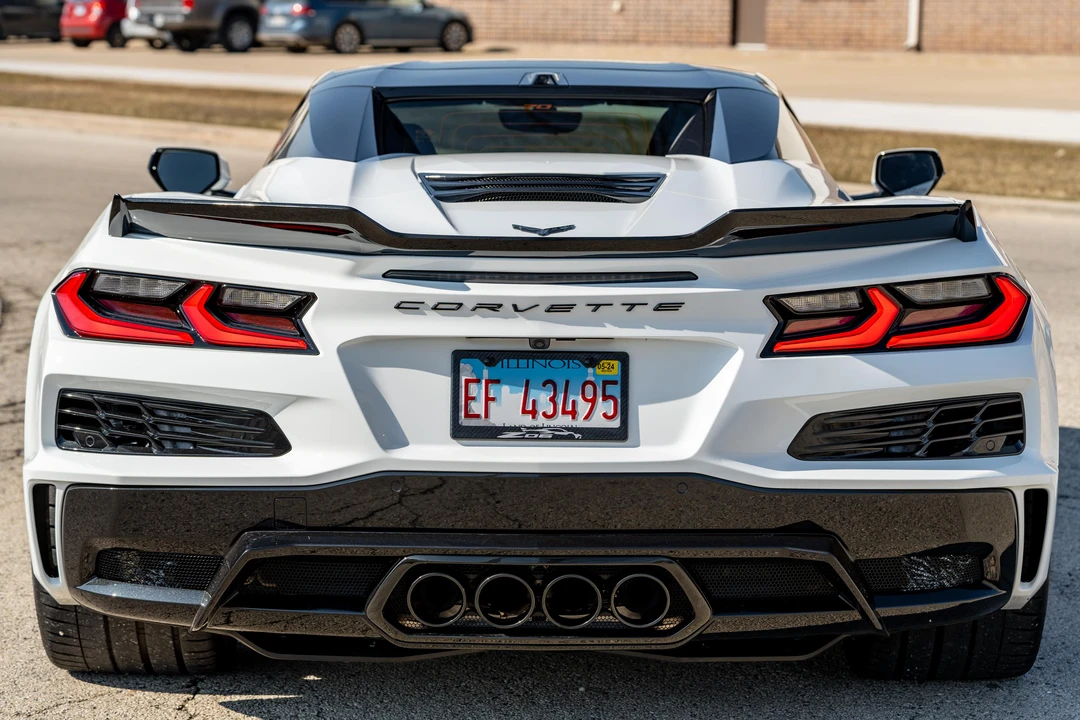 2023 Chevrolet Corvette C8 Z06 - Image 17 of 31